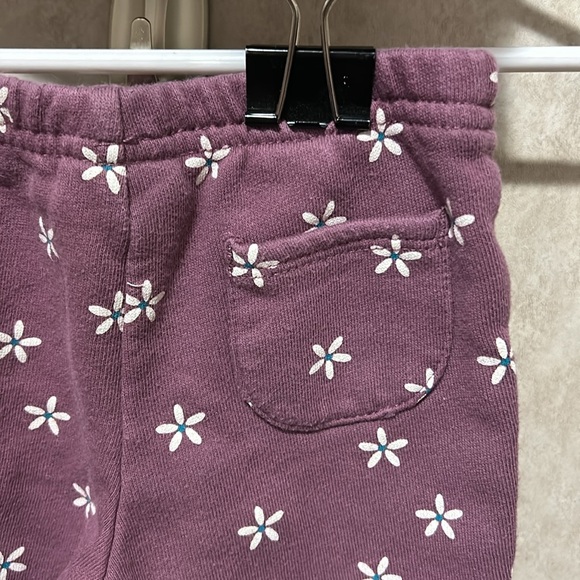 Carter’s 6 months sweat suit. - Picture 3 of 8